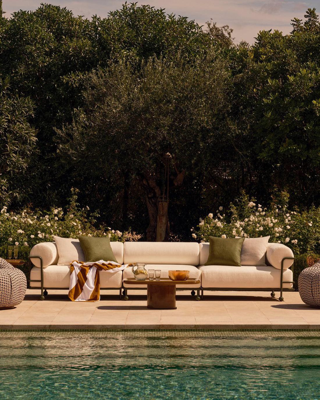 GASPARD OUTDOOR SOFA | FIVE SEATER